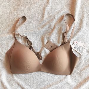 Lululemon take shape bra nude color